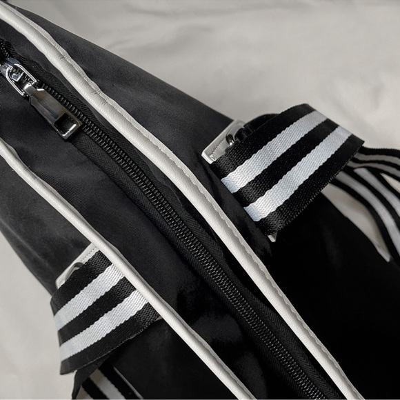 CC  31 RUE CAMBON PARIS Tote Bag - Picture 5 of 10